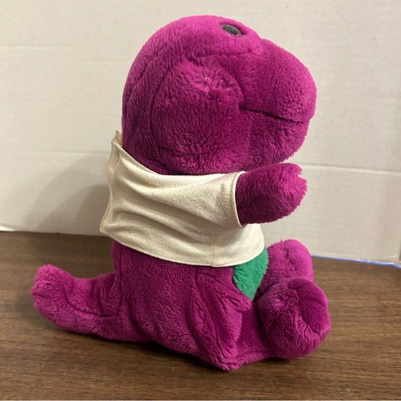 Vintage Barney The Dinosaur 13" Plush with White T-Shirt by Lyons Group 1992 - Picture 5 of 9